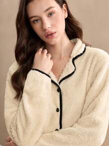 Old Money 女士撞色滚边前扣长袖上衣和裤子蓬松舒适睡衣套装，长发公主风，毛茸茸保暖，秋冬服装 - 杏色 - 查看 4