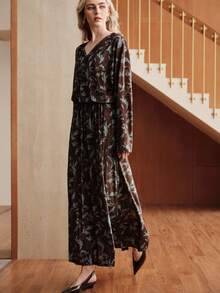 Uhlyne Uhlyne Minimalist French Velvet Retro Printed Pleated Waist Long Sleeve Dress,Autumn/Winter V-Neck Bat Wing Sleeve,Dark Brown,Autumn,Retro,Tea Party - Brown - View 5