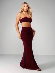 MISSGUIDED 圣诞闪亮网纱抹胸露脐上衣和高腰长裙两件套，适合晚宴派对 - 酒紅色 - 查看 4