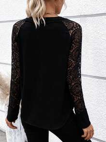 EMERY ROSE Contrast Lace Raglan Sleeve Curved Hem Notched Neckline Blouse For Holiday Party Clothes - Black - View 2