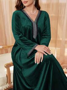 Al Najma Plus Size Women's Casual Velvet V-Neck Lace Trim Long Sleeve Loose Dress, Suitable For Autumn/Winter, Casual Modest Maxi Jalabiya Arabian Dresses, For Casual Daily