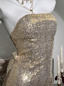 Elamini 女式时尚迷人亮片蝴蝶结装饰露肩迷你连衣裙 - 金色 - 查看 4