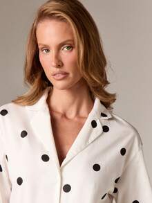 AiiRZ 女士波尔卡圆点纽扣前睡衣套装长袖睡衣家居服睡衣两件套裤子套装 - 黑與白 - 查看 6