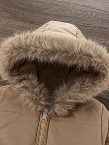 女童黑色连帽加厚高腰罗纹修身时尚羽绒服，秋冬季休闲百搭外套