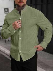 Manfinity CasualCool 男士纯色立领纽扣前开襟休闲长袖衬衫 男士库尔塔 棉质男士衬衫 亚麻男士衬衫 - 軍綠色 - 查看 5