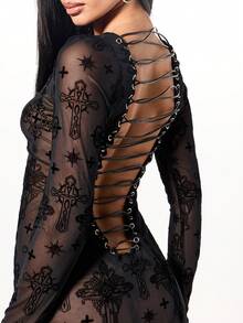 SUMWON WOMEN 哥特式十字印花网眼长袖紧身迷你连衣裙，背面系带 - 黑色 - 查看 8