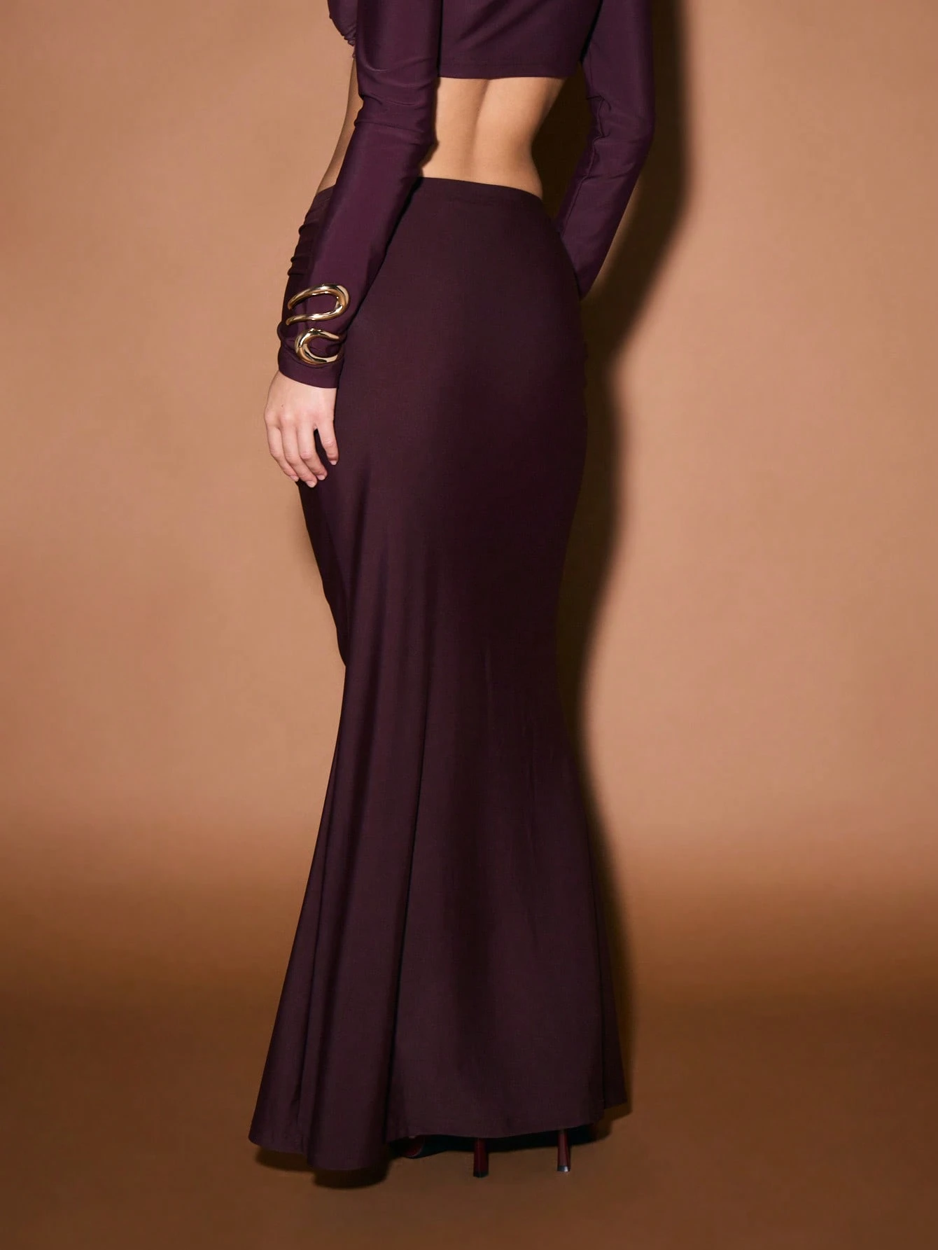 KIZN Long Sleeve Cut-Out Top With Ring Detail