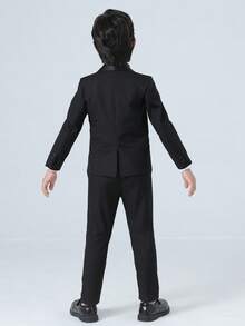 SHEIN 3 件套年轻男孩经典高端披肩领西装套装：夹克 + 背心 + 裤子，适合舞台表演、婚礼花童装、儿童正装 - 黑色 - 查看 2