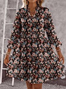 SHEIN LUNE Casual Ditsy Floral V-Neck Layered Ruffle Hem Mini Dress, Vintage Ditsy Floral, Suitable For Summer - Multicolor - View 3