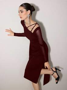 Poshira Women's Asymmetric Cold-Shoulder Elegant Formal Dress, Slim Fit Cocktail Party Black Gown - Burgundy - View 4