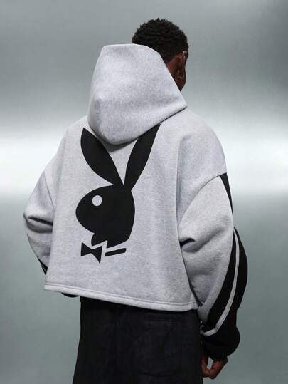 PLAYBOY X SUMWON 超大号短款连帽衫，配有抽绳兜帽和兔子徽标图案印花套头衫
