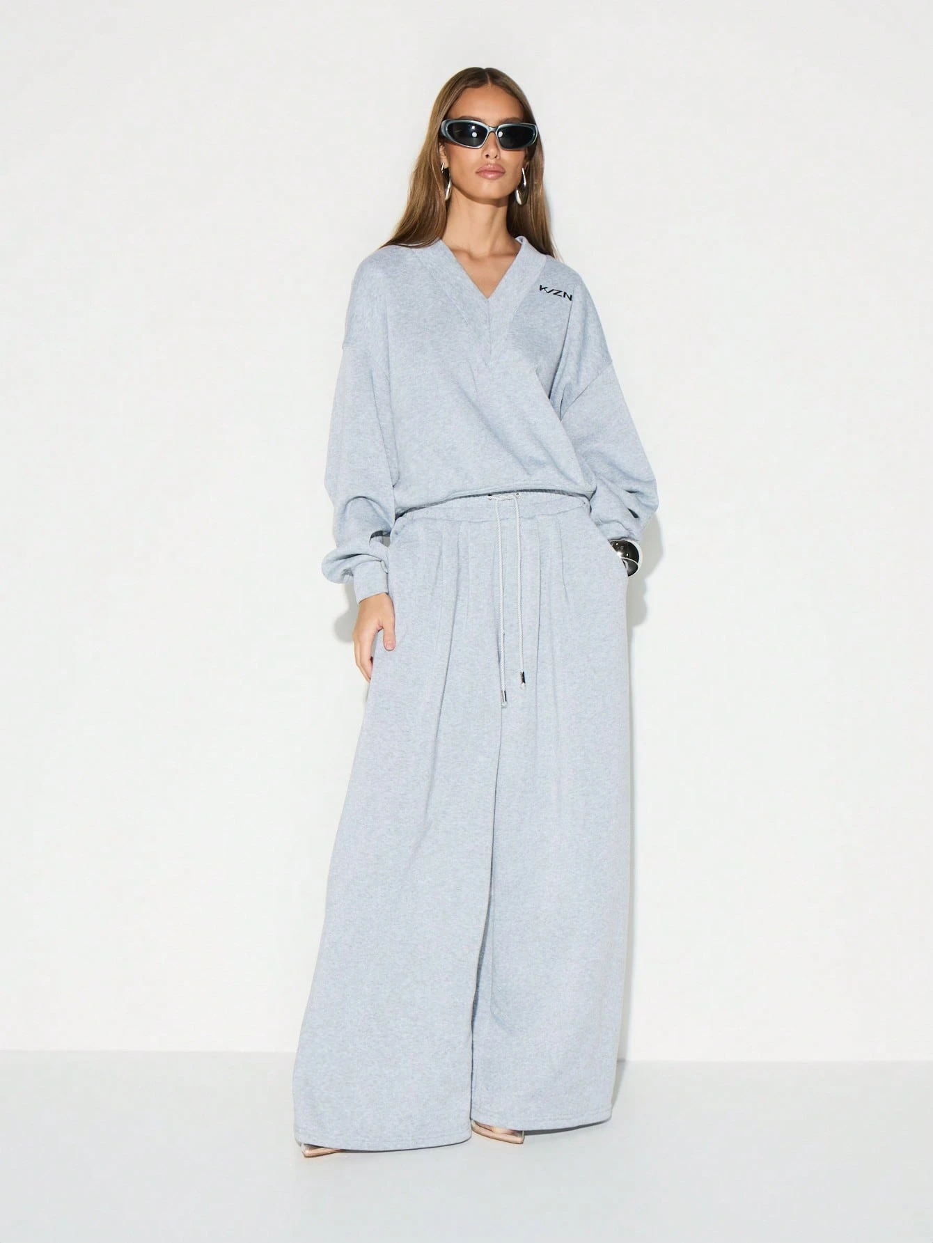 KIZN Wide Leg Drawstring Sweatpants