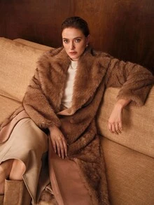 MOTF PREMIUM 双排扣撞色人造皮草大衣