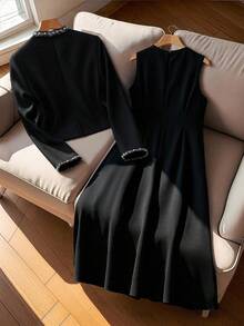 GlowEve CURVE 大码女式两件套：优雅黑色撞色珍珠串珠饰边 V 领长袖开衫夹克和圆领珍珠缀饰长裙，适合秋冬休闲、工作、派对 - 黑色 - 查看 2