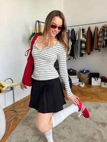 SHEIN Unity 女士新品 棉感条纹半拉链T恤 复古学院风、老钱风、谷仓风 秋冬必备条纹内搭 日常出游、姐妹聚会、休闲居家、舒适简约、机场穿搭 - 灰色 - 查看 6