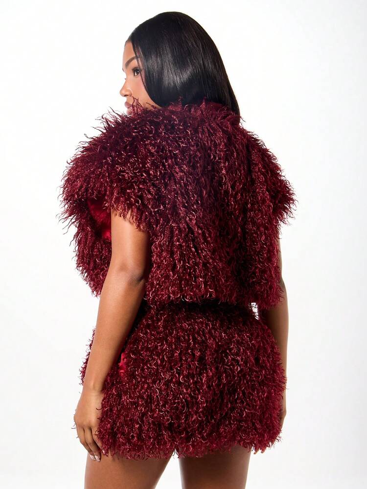 SUMWON WOMEN Faux Fur Oversized Sleeveless Gilet