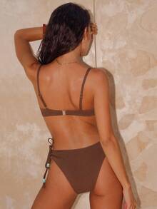 Swim Chiccia Conjunto de 2 peças com Sutiã de Aço de Cor Sólida e Calcinha Triângulo com Alça Fina e Decoração de Pérola