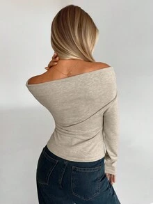 Aloruh Women's Simple Solid Color Pleated Fitted Long Sleeve T-Shirt For Daily Wear, Autumn & Winter