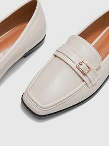 CUCCOO BIZCHIC Women's Red Oil Wax Leather Mary Jane Flats, Y2K, Punk, Biker, Cool Girl Style, Suitable For Halloween, Christmas, Party - Beige - View 6