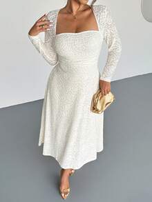 Firerie 秋季大码优雅纯色纹理方领束腰连衣裙