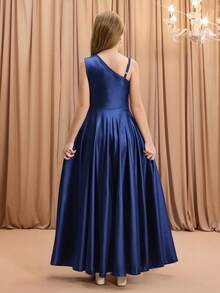 Tween Girl' 优雅简约时尚不对称肩部露肩高腰长款不对称下摆设计缎面光泽材质高端毕业季连衣裙、派对礼服 - 藏蓝色 - 查看 2