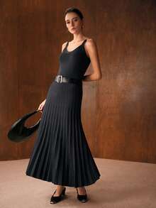 MOTF PREMIUM 纯色褶饰下摆吊带毛衣裙（不配腰带） - 灰色 - 查看 9