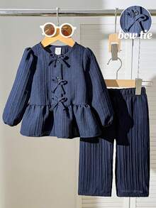 SHEIN Playful Pals Baby Girl Spring/Autumn Back To School Casual Fashion 2-Piece Set, Navy Blue Solid Color Shirt With Ruffle Hem And Wave Texture Fabric Paired With Navy Blue Casual Pants, Cute And Simple Outfit For Daily Outings And Photo Shoots Fall Winter - Royal Blue - View 1