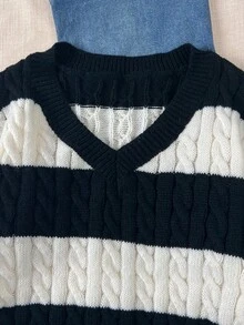 SHEIN Genkimix Kids 女童条纹拼色麻花针织 V 领灯笼袖超大套头衫，适合秋冬外出 - 黑與白 - 查看 3