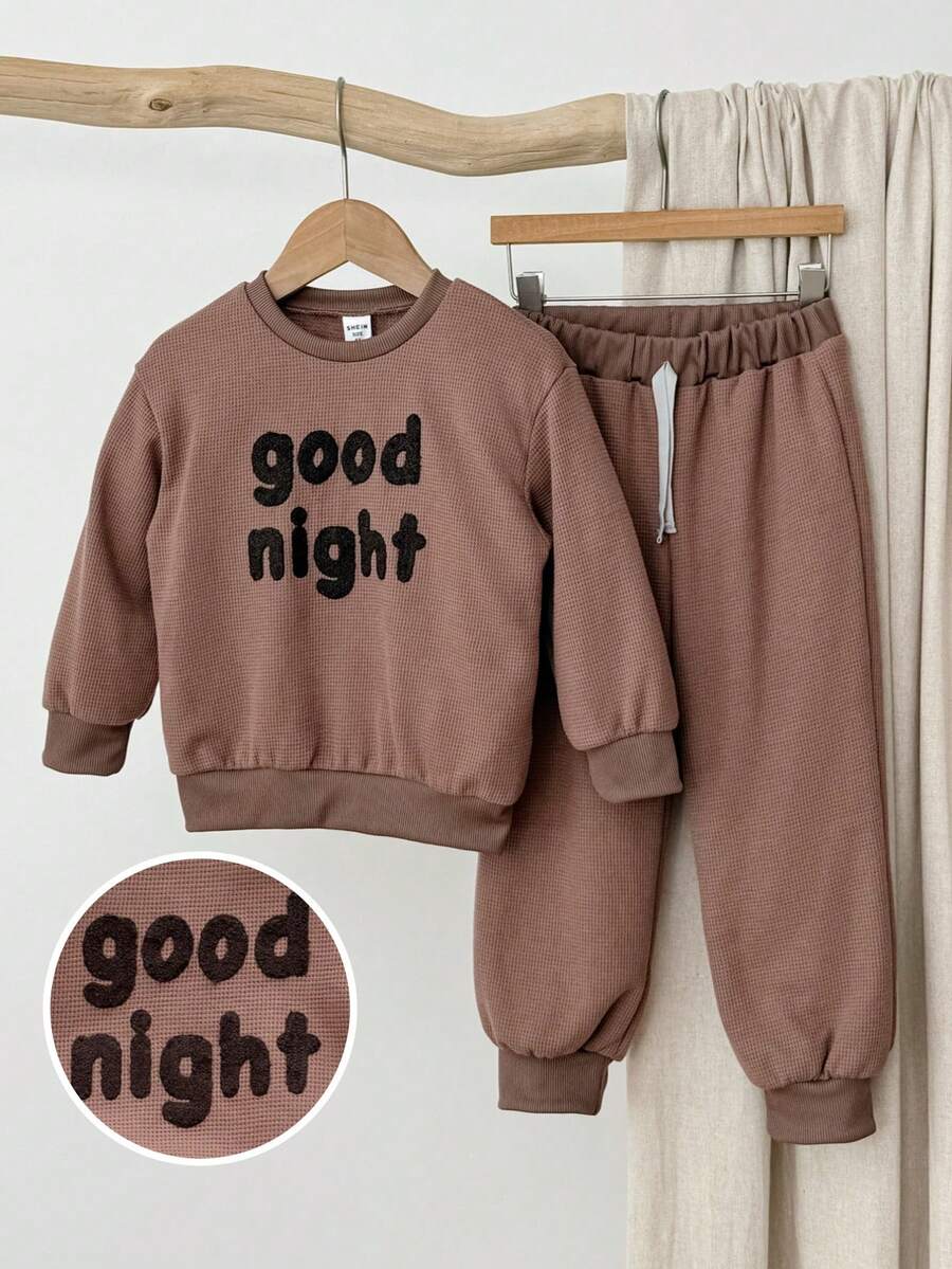Blossori Young Boys French Elegant Letter Embroidered Crew Neck Long Sleeve Sweatshirt/Jogger Pants Set, Kids Sweat Set,Cozy Fall & Winter Styles - Brown - View 1