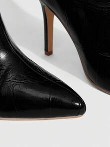 CUCCOO SZL Elegant Sexy Crocodile Pattern Black Knee-High Boots, Pointed Toe Slim Heel Stylish Women's Boots, Fashionable Versatile New Long Boots, Showcasing Feminine Charm And Elegant