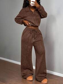 Slaydiva 2025秋冬新款保暖加厚休闲简约军绿色炸雪花针织半开襟立领长袖毛衣+高腰阔腿条纹裤女两件套，适合日常出行、返校、毕业典礼、购物、通勤、朋友聚会、早午餐、机场穿搭、度假、运动休闲等场合。 - 棕色 - 查看 4