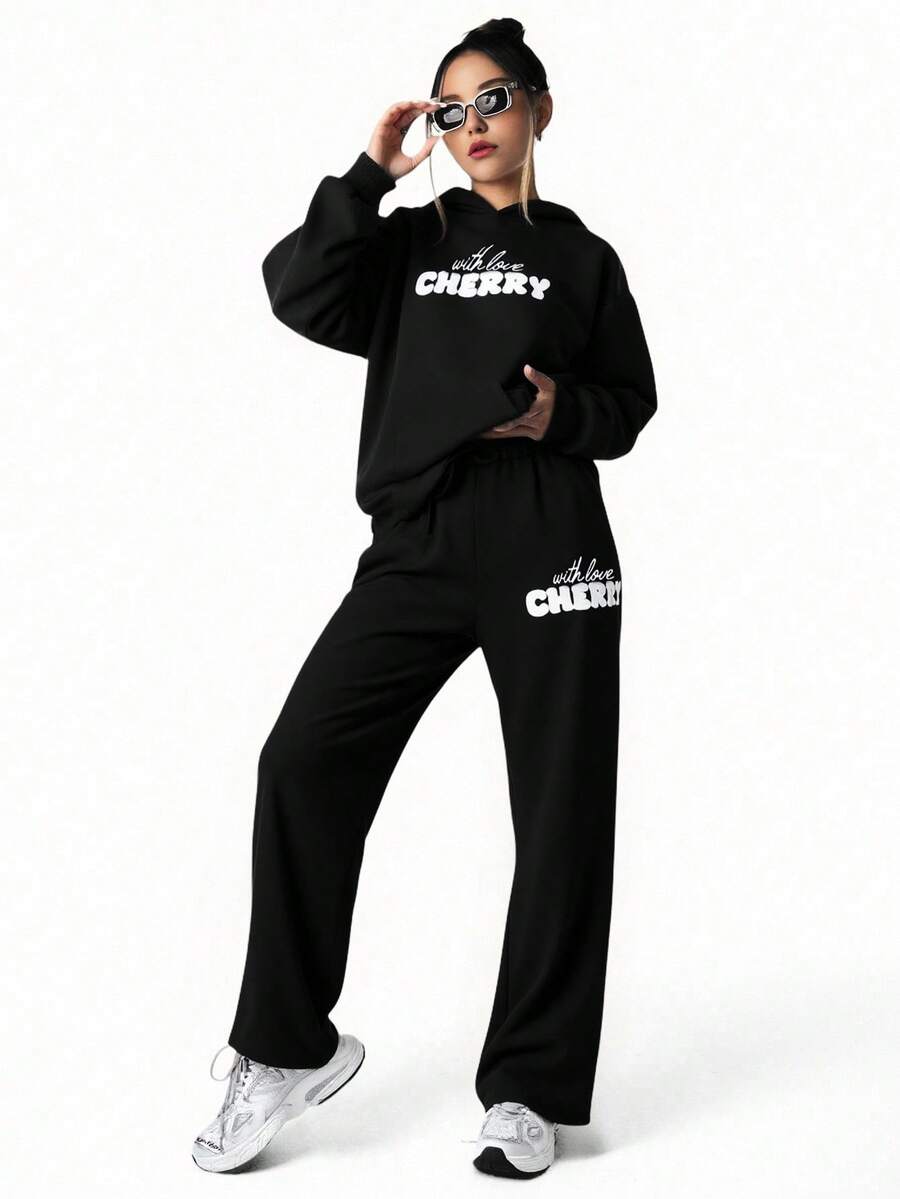 SHEIN Explorewe 2pcs/Set Teen Girls Casual Sports, Cherry & Letter Print Hoodie Sweatshirt + Loose Fit Thermal Lined Hoodie & Long Sweatpants Set Fall Winter - Black - View 1