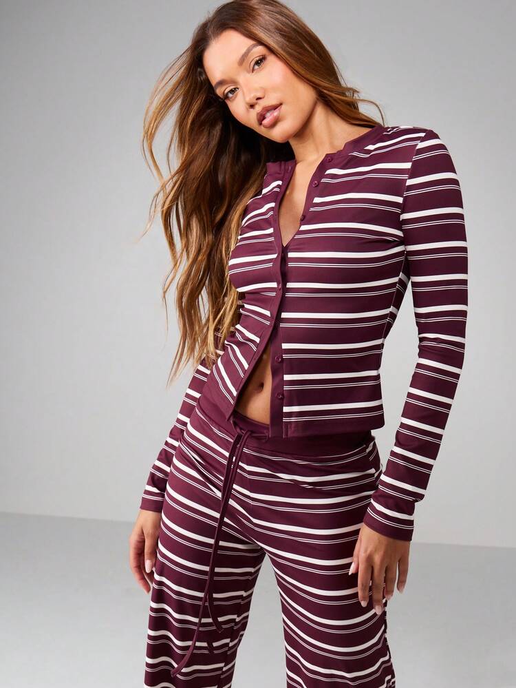 MISSGUIDED Cardigan de Malha Listrado com Botões, Manga Longa, Caimento Relaxado, Roupa de Descanso Aconchegante