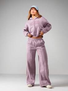 MISSGUIDED 休闲拉链连帽图案运动衫，配有抽绳和中央口袋，适合休闲街头服饰 - 淺灰紫 - 查看 3