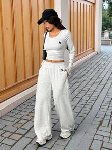 SHEIN PETITE 女士灰色刺绣细节长袖两件套家居服套装 - 灰色 - 查看 13