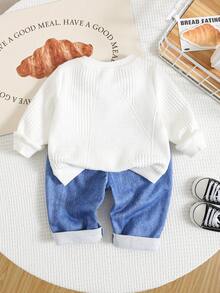 SHEIN 2 件套男婴和女婴复古英式针织加垫运动衫和牛仔风格裤子套装，适合休闲穿着或外出