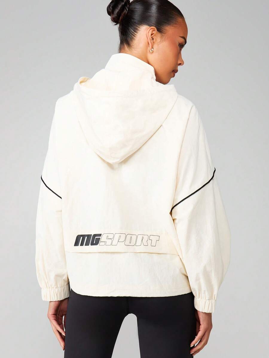 MISSGUIDED 带帽和徽标印花的超大飞行员夹克，打造休闲街头风格 - 彩色 - 查看 1