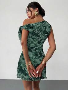 Firerie Vestido mini de vacaciones elegante y sexy con hombro asimétrico y floral nuevo para mujer en verano, vestido floral de malla, vestido de cuello asimétrico, ropa de primavera/verano, atuendo de playa, elegante, sexy, vacaciones, playa, Hawái, cita, fiesta, festival de música, vestido de graduación, baile de graduación