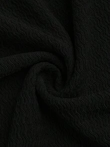 Auvina فستان حفلات أنيق ماكسي للمرأة ذات الحجم الكبير، بتصميم أكتاف غير متماثل، أكمام واسعة مكسرة، وتطريز كشكش، من قماش محبوك متماسك اللون - الأسود - مشاهدة 7