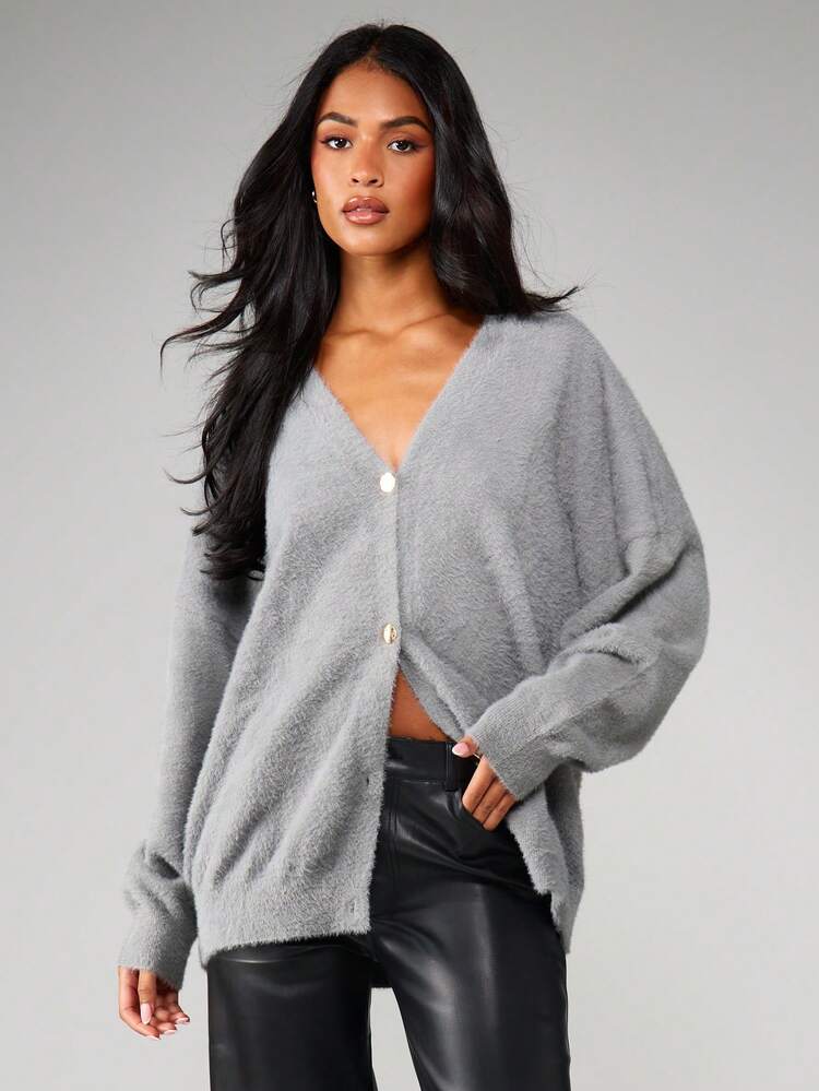 MISSGUIDED オーバーサイズ フラッフィーニットボタン前開きカーディガン ゴールドハードウェア Vネック 長袖 あたたかい 秋冬
