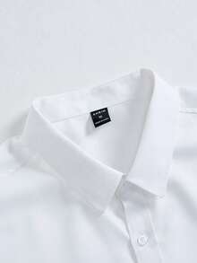 Manfinity Mode 1 件装男士纯色长袖单排扣休闲衬衫（秋季）