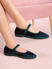 CUCCOO DOLLMOD 女士深绿色时尚优雅丝绒经典舒适玛丽珍平底鞋，春季鞋履 - 墨綠色 - 查看 9