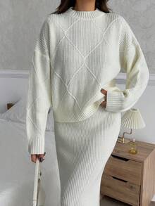 EURMUSE 女士套头毛衣和修身长裙两件套套装 - 白色 - 查看 4