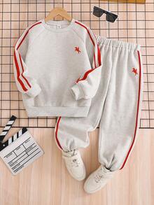 2pcs/Set Tween Boys Casual College Style Side Stripe Contrast Color Pullover Sweatshirt And Jogger Pants Set, Suitable For Autumn/Winter Daily, Commuting And Sports Wear - Light Grey - View 1