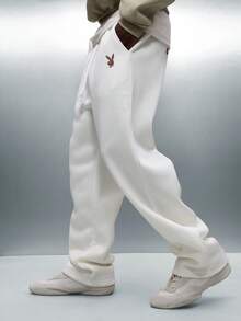 PLAYBOY X SUMWON 宽松抽绳运动裤，印有文字标志，适合冬季休闲家居服 - 白色 - 查看 4