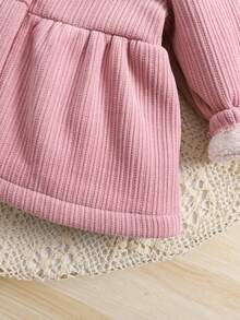 女婴可爱卡通图案法兰绒衬里连帽衫夹克，温暖的冬装 - 粉色 - 查看 3