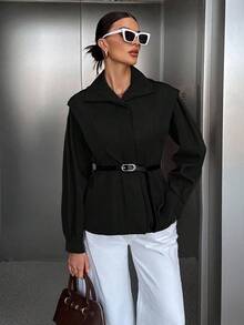 Siren Gaze Jaqueta feminina elegante e chique para o outono/inverno, com cinto incluso, estilo clássico, perfeita para sair, trabalhar ou fazer festas. Nova peça essencial da moda outono/inverno 2025, ideal para o Halloween, Natal e Dia Nacional da Arábia Saudita. Blusa preta discreta para o trabalho, blusa preta casual. - Preto - Ver 2