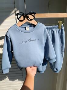 SHEIN 2pcs Baby Boy/Girl Cute Versatile Grey & Blue Fleece Letter Graphic Long Sleeve Sweatshirt & Joggers Tracksuit Set, Autumn/Winter
