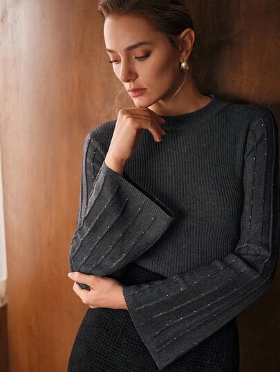 MOTF PREMIUM 优雅约会之夜喇叭袖水钻装饰立领毛衣，秋冬