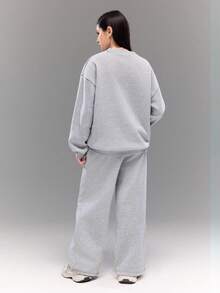 Sparklyn 少女休闲街头风格 V 领纽约字母印花套头衫套装 - 灰色 - 查看 2